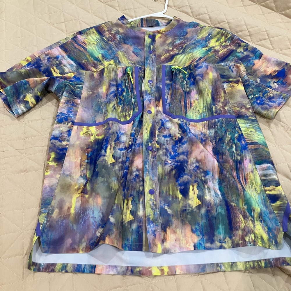 lululemon athletica Multicolor Casual Button Down Shirt